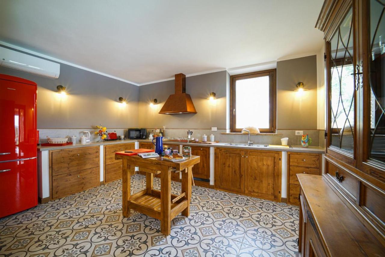 Villa Il Girasole Parrano Esterno foto